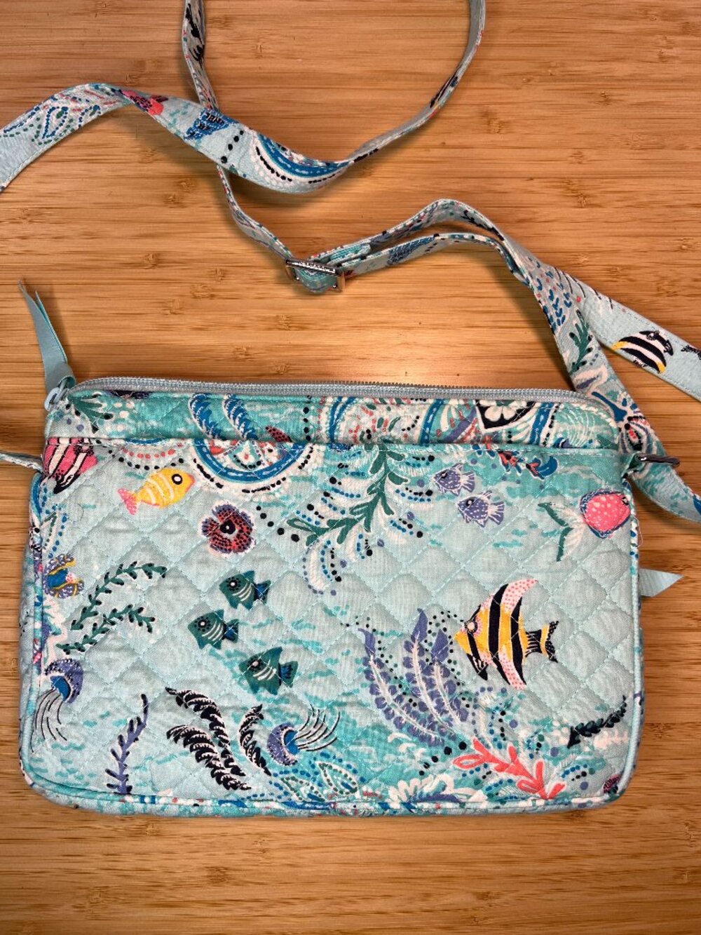 Vera Bradley Double Zip Hipster Crossbody Paisley Wave Ocean Fish Print Summer